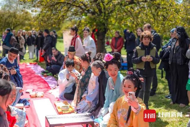 推广汉服16年，川妹子仲月茹让法国人学会了“汉服”这个词